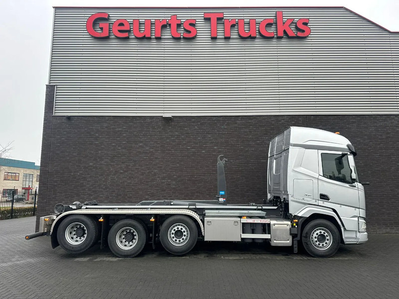 DAF XF 530 8X2 TRIPLE VDL S-30-6700 HAAKARMSYSTEEM/ABROLLKIPPER/HOOKLIFT/NIEUW/NEW - Camion ampliroll: photos 4 DAF XF 530 8X2 TRIPLE VDL S-30-6700 HAAKARMSYSTEEM/ABROLLKIPPER/HOOKLIFT/NIEUW/NEW - Camion ampliroll: photos 4