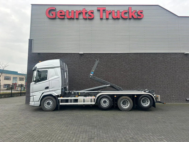 DAF XF 530 8X2 TRIPLE VDL S-30-6700 HAAKARMSYSTEEM/ABROLLKIPPER/HOOKLIFT/NIEUW/NEW - Camion ampliroll: photos 1 DAF XF 530 8X2 TRIPLE VDL S-30-6700 HAAKARMSYSTEEM/ABROLLKIPPER/HOOKLIFT/NIEUW/NEW - Camion ampliroll: photos 1