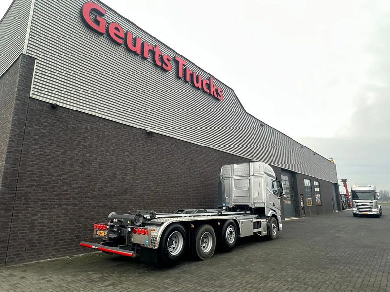 DAF XF 530 8X2 TRIPLE VDL S-30-6700 HAAKARMSYSTEEM/ABROLLKIPPER/HOOKLIFT/NIEUW/NEW - Camion ampliroll: photos 5 DAF XF 530 8X2 TRIPLE VDL S-30-6700 HAAKARMSYSTEEM/ABROLLKIPPER/HOOKLIFT/NIEUW/NEW - Camion ampliroll: photos 5