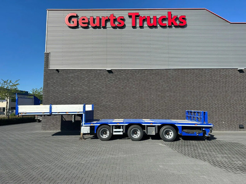 Emtech NNR48 3 ASSER HYDRAULISCHE GESTUURDE KORTE UITSCHUIFBARE SEMI-DIEPLADER / TIEFLADER / LOWLOADER - Semi-remorque surbaissé: photos 1 Emtech NNR48 3 ASSER HYDRAULISCHE GESTUURDE KORTE UITSCHUIFBARE SEMI-DIEPLADER / TIEFLADER / LOWLOADER - Semi-remorque surbaissé: photos 1