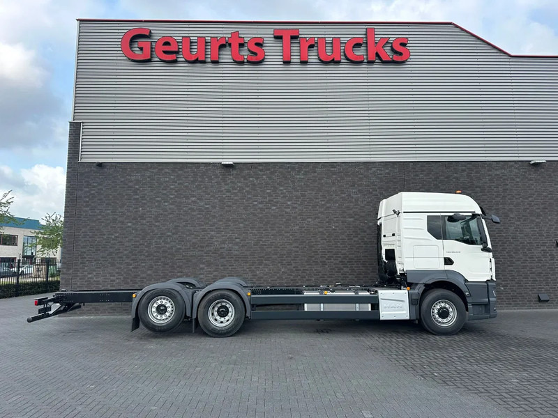 MAN TGS 26.520 6X2H-4 BL CH HYDRO DRIVE CHASSIS CABINE (NIEUW) - Châssis cabine: photos 4 MAN TGS 26.520 6X2H-4 BL CH HYDRO DRIVE CHASSIS CABINE (NIEUW) - Châssis cabine: photos 4