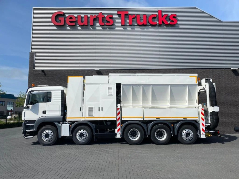 MAN TGS 35.440 10X4-6 BL TRIDEM RSP SAUGBAGGER/SUCTIONEXAVATOR/GRONDZUIGER - Camion hydrocureur: photos 1 MAN TGS 35.440 10X4-6 BL TRIDEM RSP SAUGBAGGER/SUCTIONEXAVATOR/GRONDZUIGER - Camion hydrocureur: photos 1