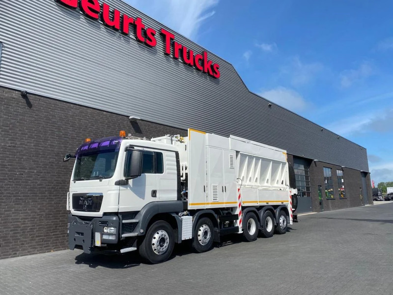 MAN TGS 35.440 10X4-6 BL TRIDEM RSP SAUGBAGGER/SUCTIONEXAVATOR/GRONDZUIGER - Camion hydrocureur: photos 2 MAN TGS 35.440 10X4-6 BL TRIDEM RSP SAUGBAGGER/SUCTIONEXAVATOR/GRONDZUIGER - Camion hydrocureur: photos 2