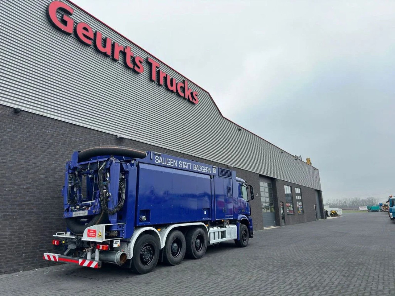 Mercedes-Benz Arocs 3251 8X4 RSP ESE 6 RD 8000 SAUGBAGGER/SUCT - Camion hydrocureur: photos 5 Mercedes-Benz Arocs 3251 8X4 RSP ESE 6 RD 8000 SAUGBAGGER/SUCT - Camion hydrocureur: photos 5