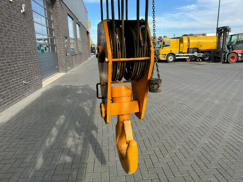 Grue automotrice lente Tadano GR-700E-1-00211 + JIB ROUGH TERRAIN CRANE/RT CRANE: photos 11 Grue automotrice lente Tadano GR-700E-1-00211 + JIB ROUGH TERRAIN CRANE/RT CRANE: photos 11