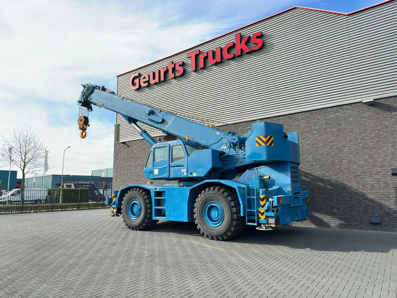 Tadano GR-700E-1-00211 + JIB ROUGH TERRAIN CRANE/RT CRANE - Grue automotrice lente: photos 3 Tadano GR-700E-1-00211 + JIB ROUGH TERRAIN CRANE/RT CRANE - Grue automotrice lente: photos 3
