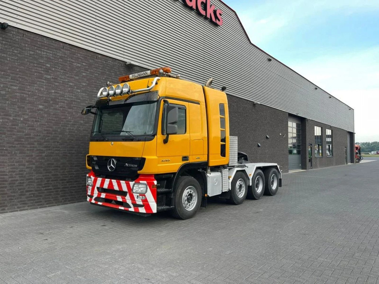Mercedes-Benz Actros 4165 V8 8X4 SLT TITAN HEAVY DUTY TRACTOR/ - Tracteur routier: photos 2 Mercedes-Benz Actros 4165 V8 8X4 SLT TITAN HEAVY DUTY TRACTOR/ - Tracteur routier: photos 2