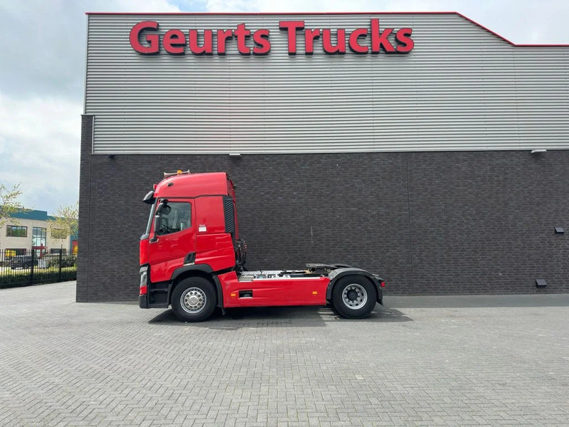 Renault T460 4X2 TREKKER/TRACTOR/SZM + KIPPER/TIPPER HYDRAULIC EURO 6 - Tracteur routier: photos 1 Renault T460 4X2 TREKKER/TRACTOR/SZM + KIPPER/TIPPER HYDRAULIC EURO 6 - Tracteur routier: photos 1