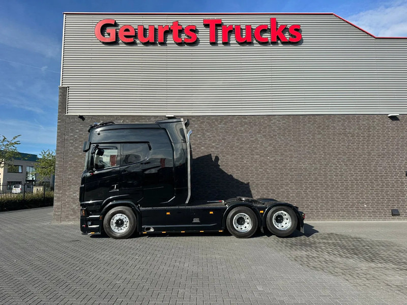 Scania S660 V8 6X2 LONGLINE SPECIAL INTERIOR BUFFL TREKKER MET HYDRAULIEK / SATTELZUG / TRACTOR UNIT / CAMIÓN - Tracteur routier: photos 1 Scania S660 V8 6X2 LONGLINE SPECIAL INTERIOR BUFFL TREKKER MET HYDRAULIEK / SATTELZUG / TRACTOR UNIT / CAMIÓN - Tracteur routier: photos 1