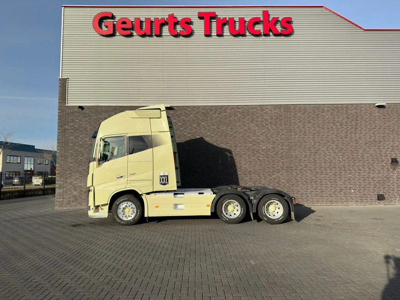 Volvo FH 16.750 6X4 XXL CABINE TREKKER/SZM/TRACTOR - Tracteur routier: photos 1 Volvo FH 16.750 6X4 XXL CABINE TREKKER/SZM/TRACTOR - Tracteur routier: photos 1