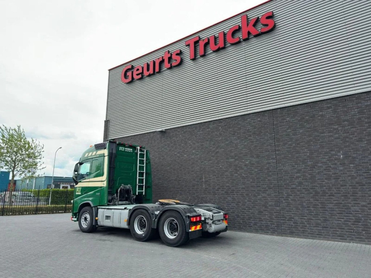 Volvo FH 500 6X4 TREKKER/TRACTOR/SZM EURO 6 HYDRAULIC - Tracteur routier: photos 3 Volvo FH 500 6X4 TREKKER/TRACTOR/SZM EURO 6 HYDRAULIC - Tracteur routier: photos 3