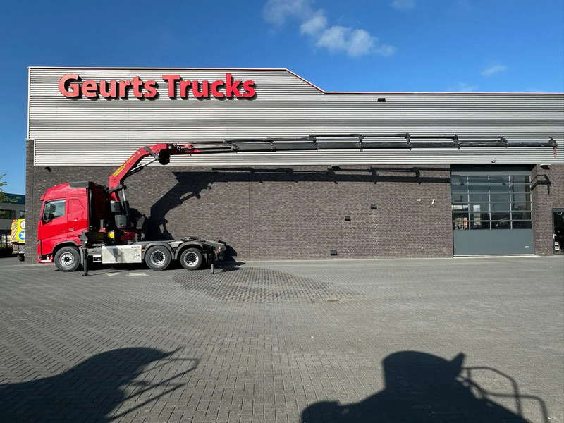 Volvo FH 500 6X2 TREKKER / SATTELZUG/TRACTOR UNIT/ CAMION MET PALFINGER PK53002 SH KRAAN / KRAN / CRANE / GRUA - Camion grue: photos 1 Volvo FH 500 6X2 TREKKER / SATTELZUG/TRACTOR UNIT/ CAMION MET PALFINGER PK53002 SH KRAAN / KRAN / CRANE / GRUA - Camion grue: photos 1