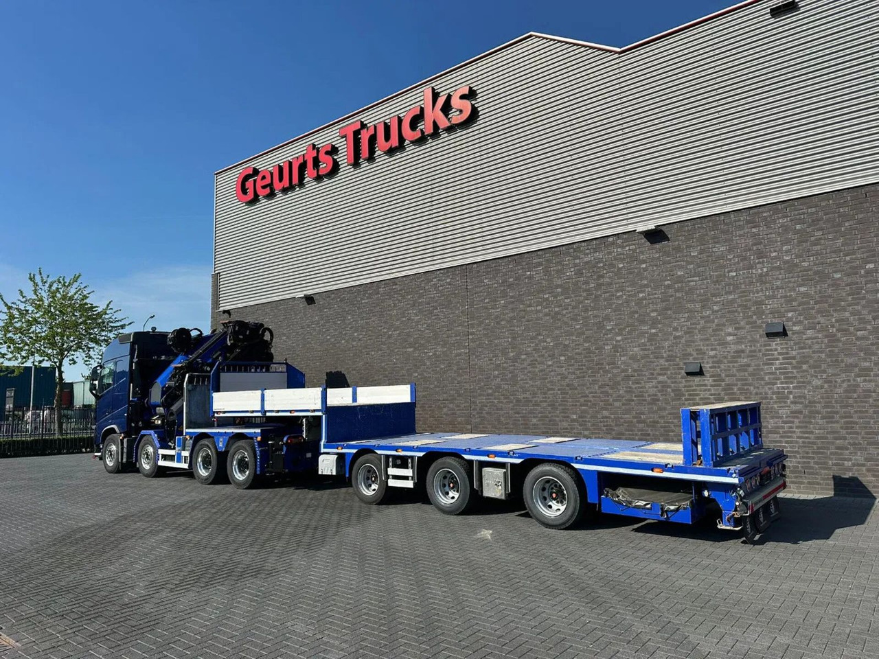 Volvo FH 540 8X4 TREKKER / BAKWAGEN MET PALFINGER PK13 - Camion grue: photos 3 Volvo FH 540 8X4 TREKKER / BAKWAGEN MET PALFINGER PK13 - Camion grue: photos 3