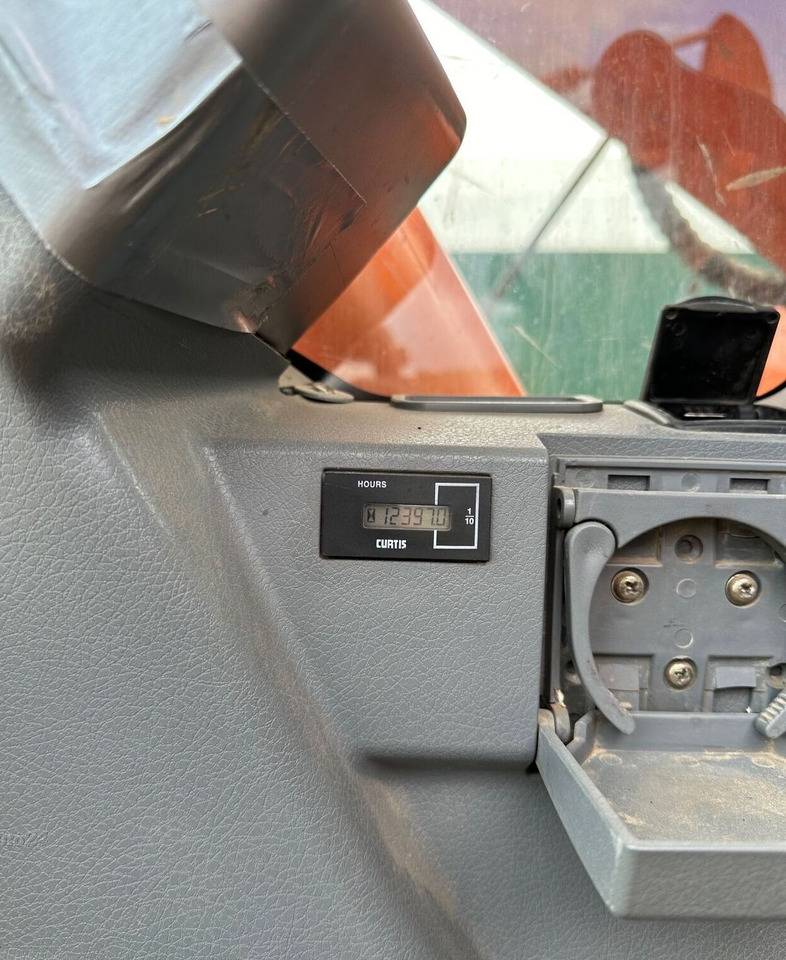 DOOSAN DX 225 LC - Pelle sur chenille: photos 3 DOOSAN DX 225 LC - Pelle sur chenille: photos 3