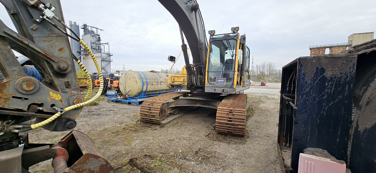 Volvo EC 210 BLC new engine - Pelle sur chenille: photos 3 Volvo EC 210 BLC new engine - Pelle sur chenille: photos 3
