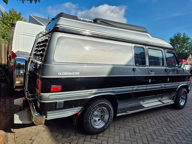 Chevrolet CAMPER CHEVY VAN 20D GLOBEMASTER. V8 Diesel autom. - Camping-car: photos 4 Chevrolet CAMPER CHEVY VAN 20D GLOBEMASTER. V8 Diesel autom. - Camping-car: photos 4