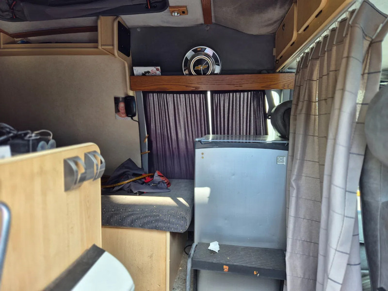 Chevrolet CAMPER CHEVY VAN 20D GLOBEMASTER. V8 Diesel autom. - Camping-car: photos 5 Chevrolet CAMPER CHEVY VAN 20D GLOBEMASTER. V8 Diesel autom. - Camping-car: photos 5