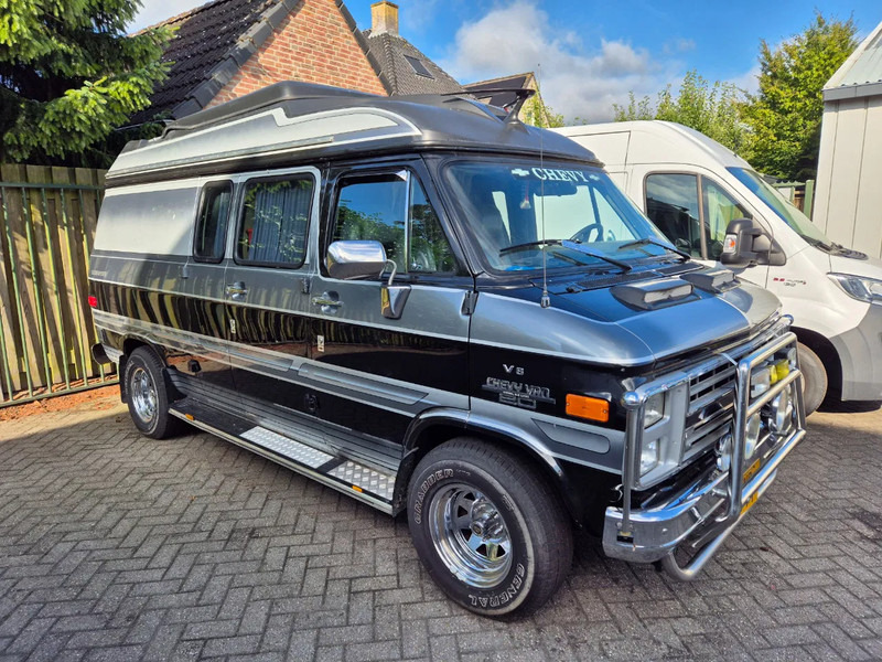 Chevrolet CAMPER CHEVY VAN 20D GLOBEMASTER. V8 Diesel autom. - Camping-car: photos 3 Chevrolet CAMPER CHEVY VAN 20D GLOBEMASTER. V8 Diesel autom. - Camping-car: photos 3