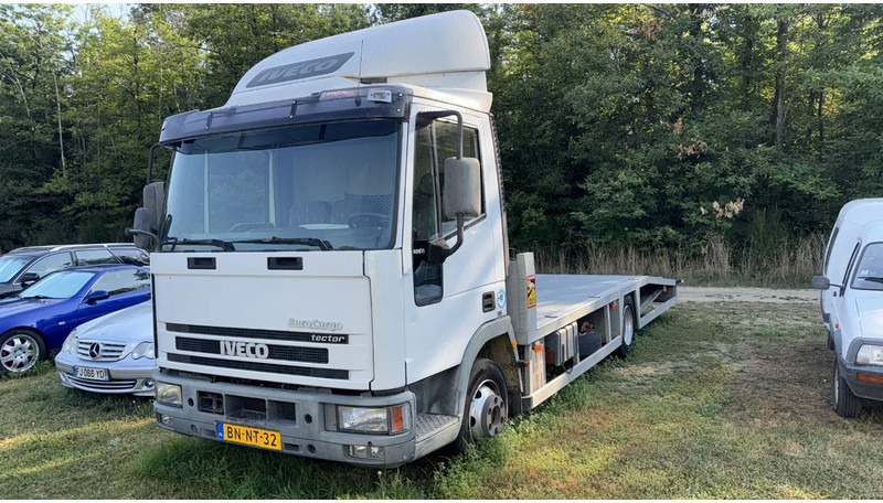 Iveco Eurocargo 60 E 15 manual gearbox - Camion porte-voitures: photos 2 Iveco Eurocargo 60 E 15 manual gearbox - Camion porte-voitures: photos 2