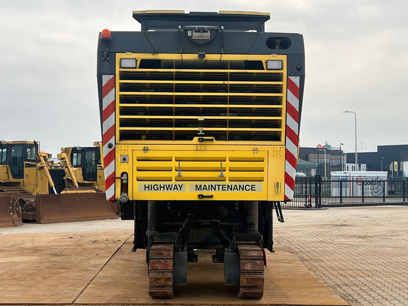 Bomag BM2000/75 Cold Planer - Travaux routiers: photos 5 Bomag BM2000/75 Cold Planer - Travaux routiers: photos 5