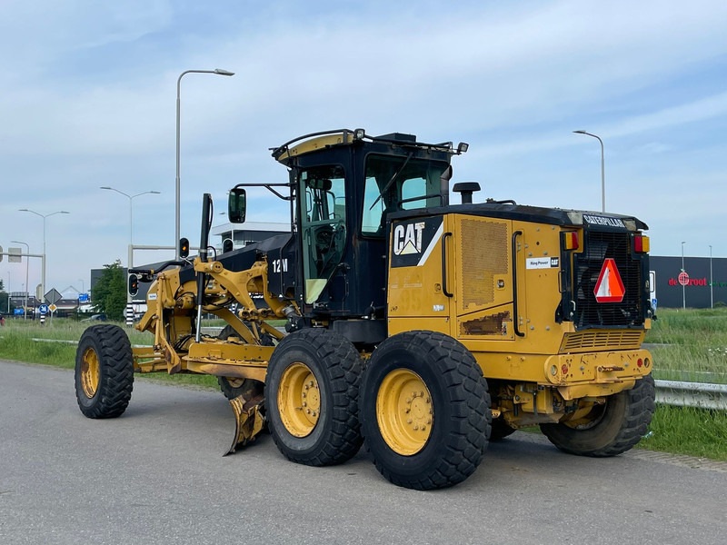 Caterpillar 12M - Niveleuse: photos 3 Caterpillar 12M - Niveleuse: photos 3