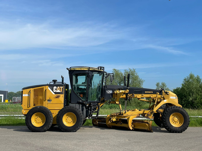 Caterpillar 12M - Niveleuse: photos 5 Caterpillar 12M - Niveleuse: photos 5