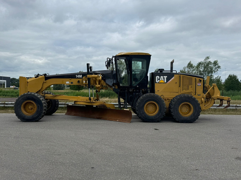 Caterpillar 14M - Niveleuse: photos 1 Caterpillar 14M - Niveleuse: photos 1