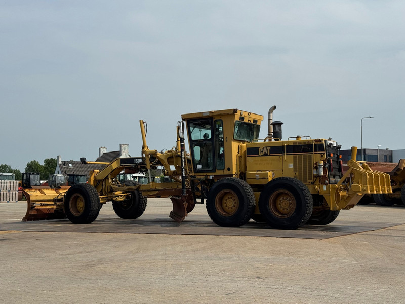 Caterpillar 160H | CE-certified - Niveleuse: photos 1 Caterpillar 160H | CE-certified - Niveleuse: photos 1