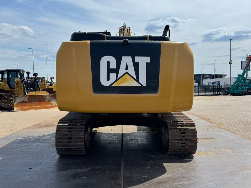 Caterpillar 320E - Pelle sur chenille: photos 4 Caterpillar 320E - Pelle sur chenille: photos 4