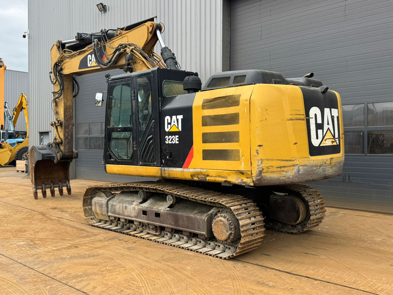 Caterpillar 323E - Pelle sur chenille: photos 3 Caterpillar 323E - Pelle sur chenille: photos 3