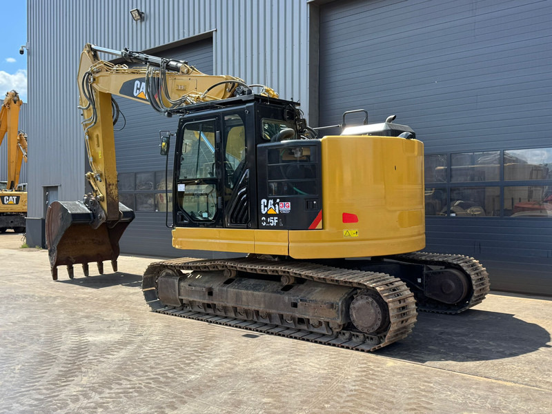 Caterpillar 325F LCR - 3 buckets - Pelle sur chenille: photos 2 Caterpillar 325F LCR - 3 buckets - Pelle sur chenille: photos 2