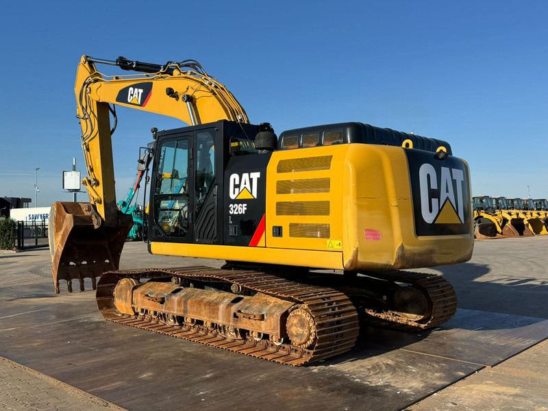 Caterpillar 326FL - Pelle sur chenille: photos 3 Caterpillar 326FL - Pelle sur chenille: photos 3
