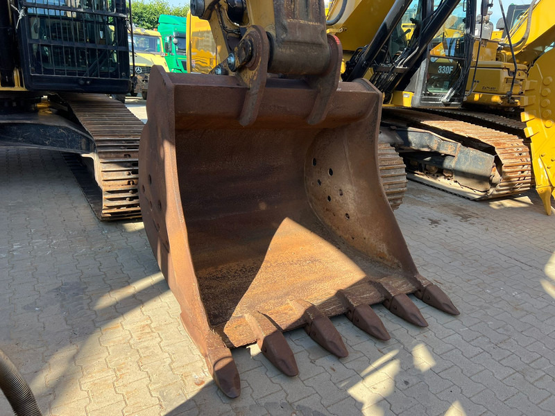 Caterpillar 352F - Pelle sur chenille: photos 4 Caterpillar 352F - Pelle sur chenille: photos 4