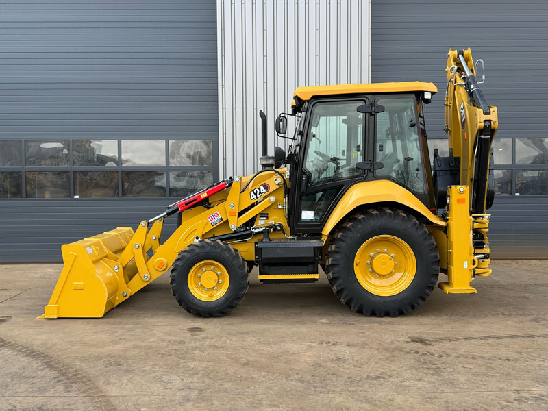 Caterpillar 424 - 4x4 / 4WD / AC - Tractopelle: photos 3 Caterpillar 424 - 4x4 / 4WD / AC - Tractopelle: photos 3