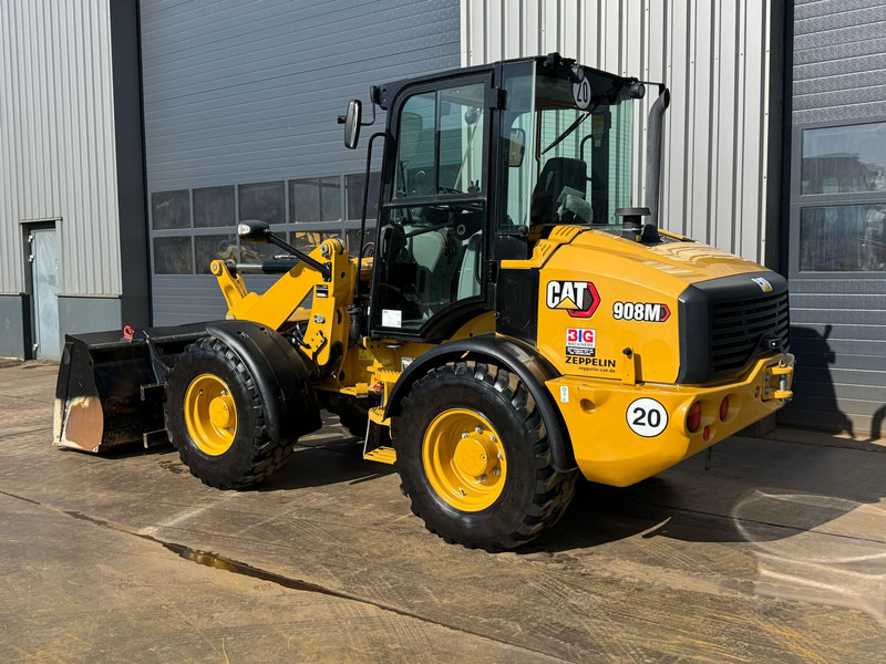 Caterpillar 908M - Chargeuse sur pneus: photos 1 Caterpillar 908M - Chargeuse sur pneus: photos 1