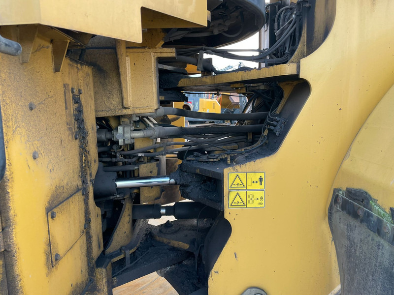 Chargeuse sur pneus Caterpillar 980K: photos 17 Chargeuse sur pneus Caterpillar 980K: photos 17