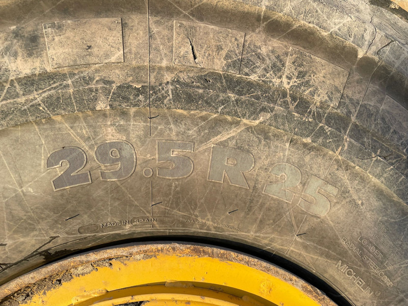 Chargeuse sur pneus Caterpillar 980K: photos 16 Chargeuse sur pneus Caterpillar 980K: photos 16