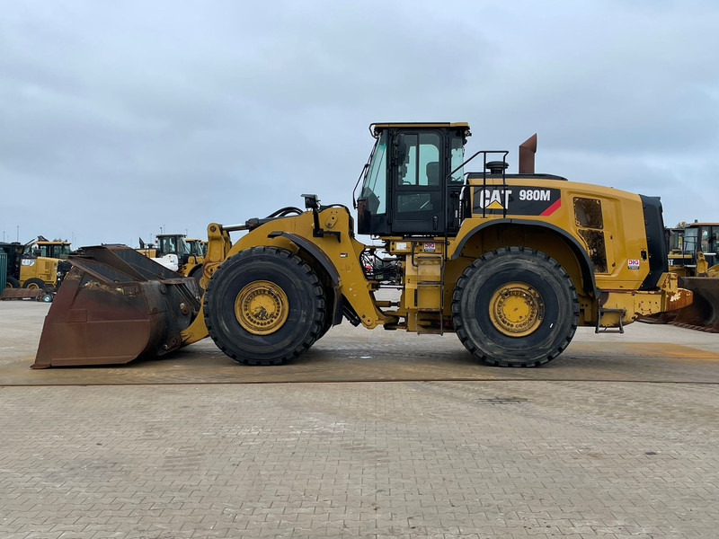 Caterpillar 980M - Chargeuse sur pneus: photos 2 Caterpillar 980M - Chargeuse sur pneus: photos 2