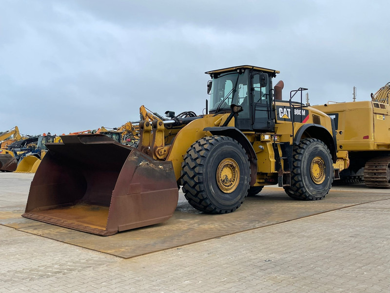 Caterpillar 980M - Chargeuse sur pneus: photos 1 Caterpillar 980M - Chargeuse sur pneus: photos 1