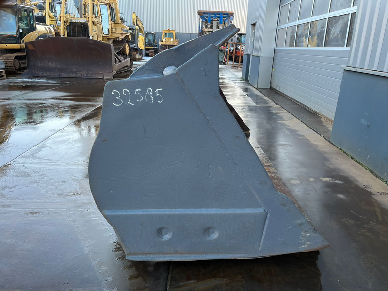 Caterpillar Bucket 950 - Godet: photos 2 Caterpillar Bucket 950 - Godet: photos 2