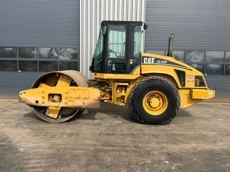 Caterpillar CS563E - Compacteur: photos 1 Caterpillar CS563E - Compacteur: photos 1