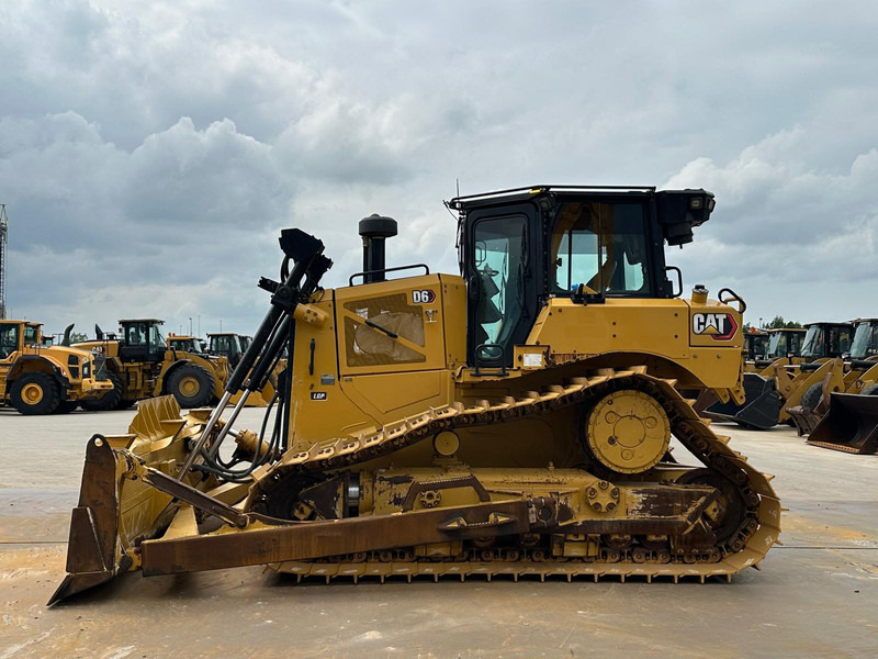 Caterpillar D6 LGP - Bulldozer: photos 1 Caterpillar D6 LGP - Bulldozer: photos 1