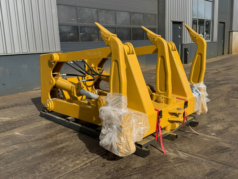 Caterpillar D7R D7H 2 Cylinders Ripper (casting shanks) - Ripper: photos 2 Caterpillar D7R D7H 2 Cylinders Ripper (casting shanks) - Ripper: photos 2