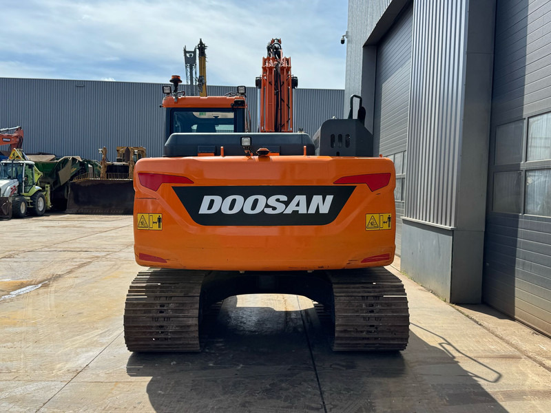 Doosan DX140LC-5 - CE / Verachtert CW30 - GP edge bucket - Pelle sur chenille: photos 3 Doosan DX140LC-5 - CE / Verachtert CW30 - GP edge bucket - Pelle sur chenille: photos 3