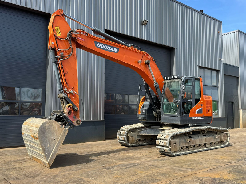 Doosan DX235 LCR-5 - Pelle sur chenille: photos 2 Doosan DX235 LCR-5 - Pelle sur chenille: photos 2