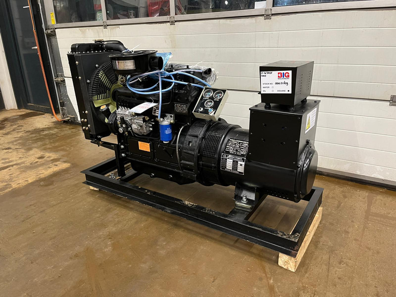 Giga power 37.5 KVA Open generator set - LT-W30GF - Groupe électrogène: photos 2 Giga power 37.5 KVA Open generator set - LT-W30GF - Groupe électrogène: photos 2