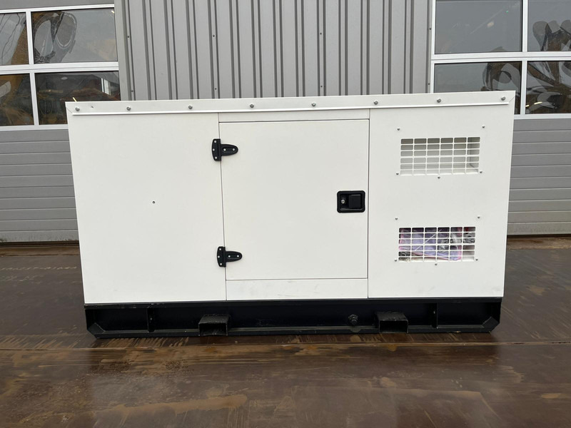 Giga power 37.5 KVA closed generator set - LT-W30GF - Groupe électrogène: photos 4 Giga power 37.5 KVA closed generator set - LT-W30GF - Groupe électrogène: photos 4