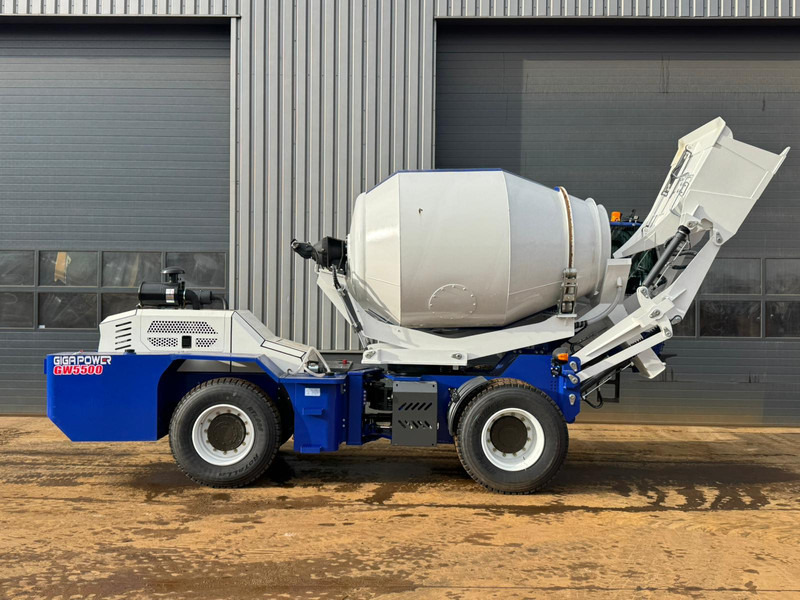 Camion malaxeur Giga power GW5500 4x4 Self Loading Concrete Mixer: photos 6 Camion malaxeur Giga power GW5500 4x4 Self Loading Concrete Mixer: photos 6
