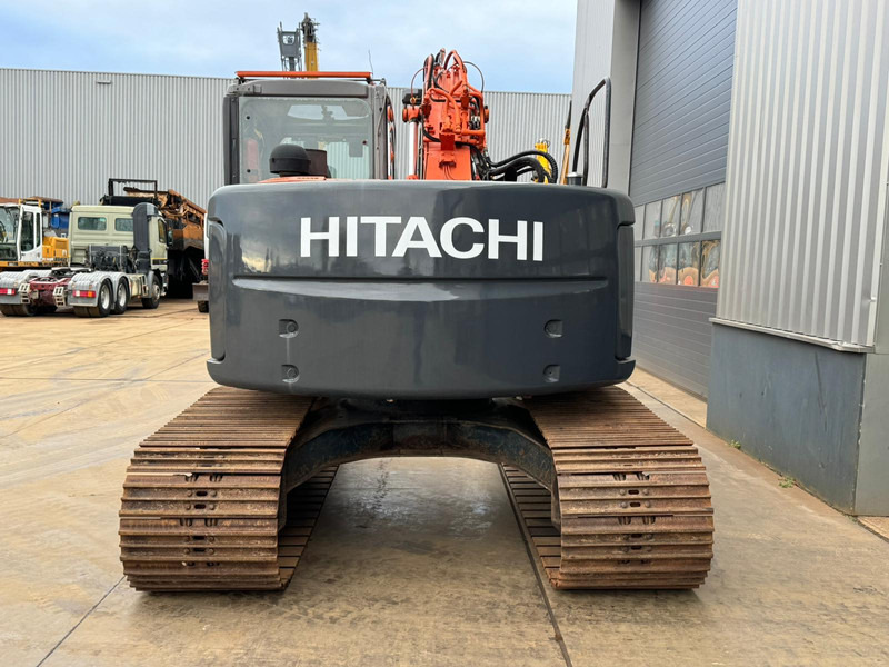 Hitachi ZX135US - Pelle sur chenille: photos 4 Hitachi ZX135US - Pelle sur chenille: photos 4