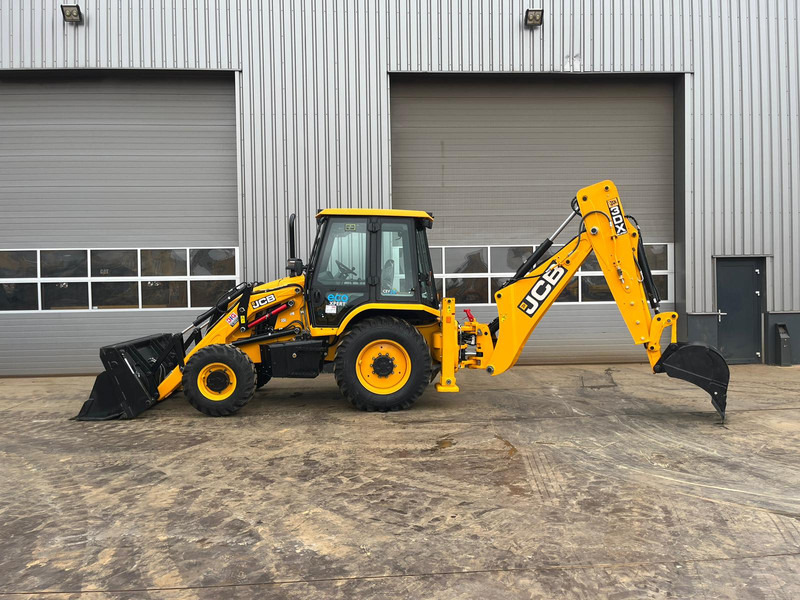 JCB 3DX (3CX) Plus Super 4x4 - A/C - Telescopic boom - Hammerlines - Tractopelle: photos 1 JCB 3DX (3CX) Plus Super 4x4 - A/C - Telescopic boom - Hammerlines - Tractopelle: photos 1